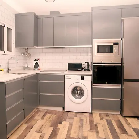 Ponce De Leon Junto Estacion Appartement