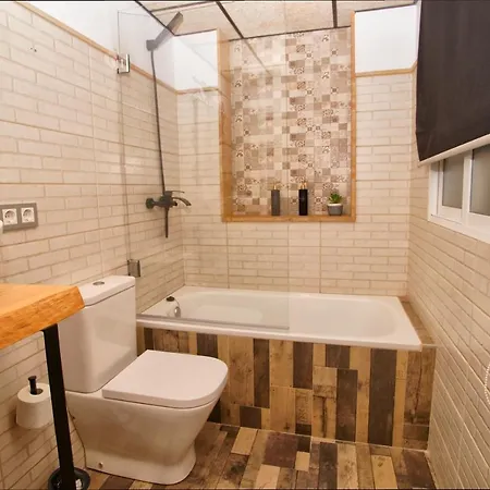 Ponce De León Junto Estación * Córdoba