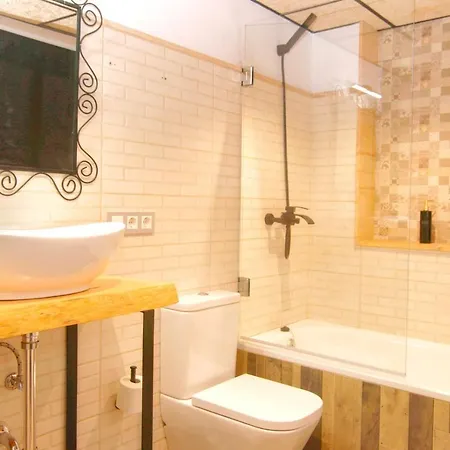 Ponce De León Junto Estación * Córdoba