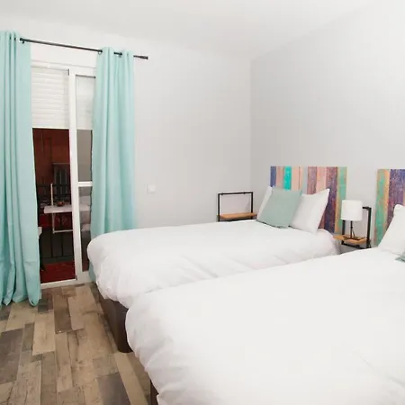 Ponce De Leon Junto Estacion *