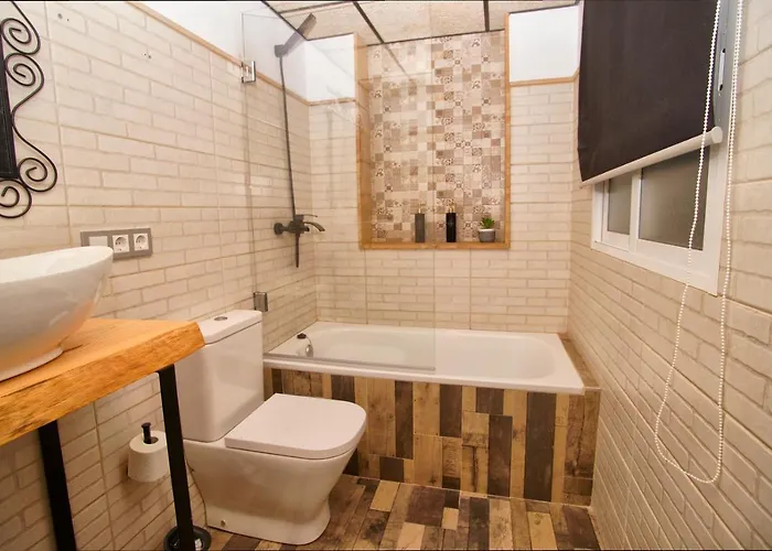 Ponce De Leon Junto Estacion * קורדובה