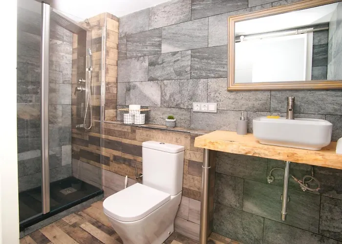 Ponce De Leon Junto Estacion