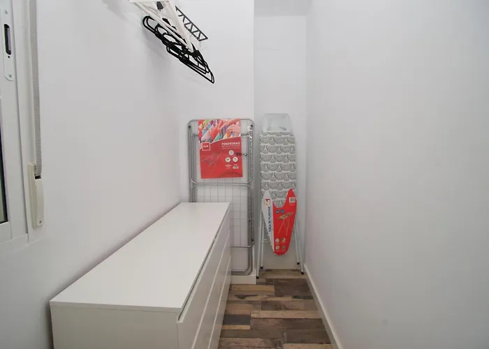 Ponce De Leon Junto Estacion